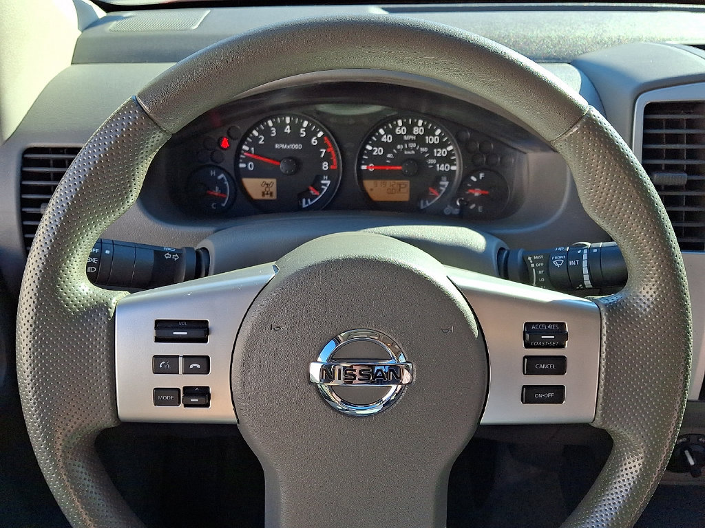 Used 2016 Nissan Frontier SV AWD/4WD image 17