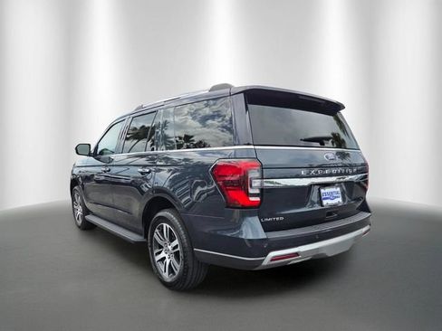 Used 2024 Ford Expedition Limited RWD image 3