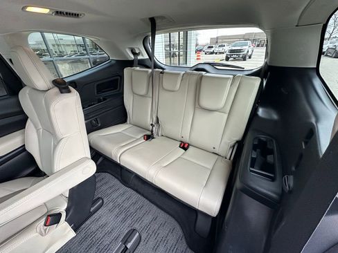 Used 2023 Subaru Ascent Limited image 24