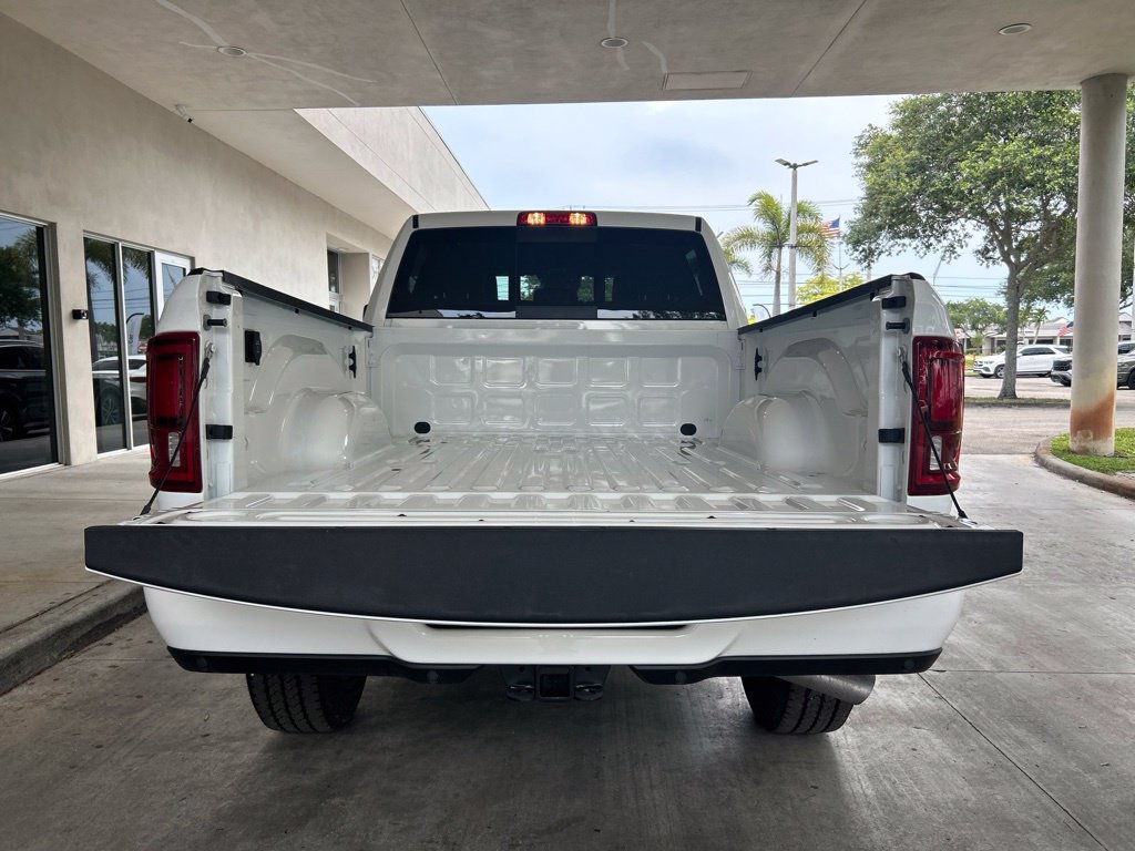 Used 2026 RAM 2500 Laramie AWD/4WD image 38