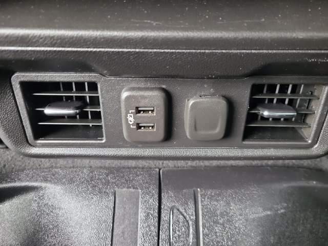 Used 2021 Chevrolet Silverado 1500 LT RWD image 13