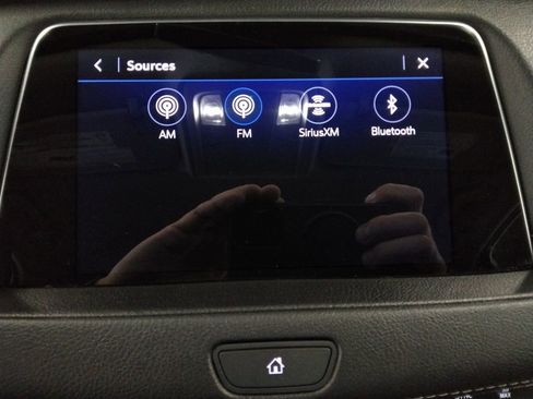 Used 2023 Cadillac XT4 Premium Luxury image 23