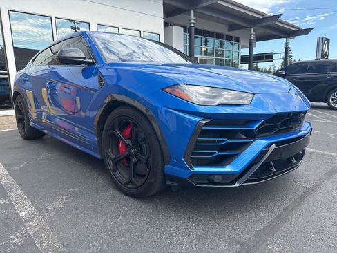 Used 2020 Lamborghini Urus AWD/4WD image 22