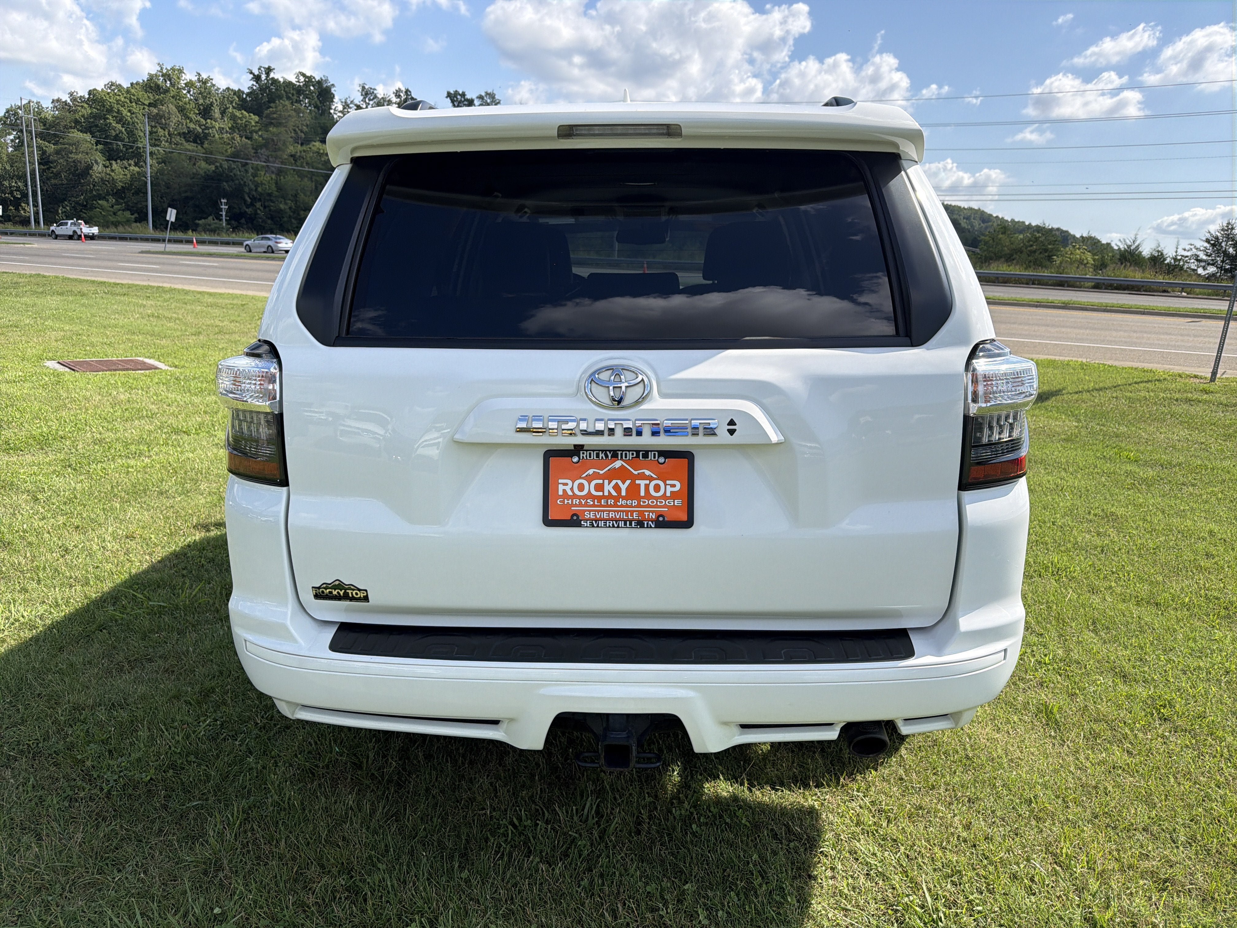 Used 2022 Toyota 4Runner TRD Sport AWD/4WD image 10