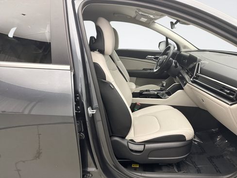 Used 2023 Kia Sportage EX FWD image 18