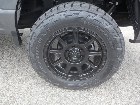 New 2025 Ford F150 XL w/ Equipment Group 103A High image 14