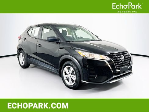 Used 2024 Nissan Kicks S FWD image 1