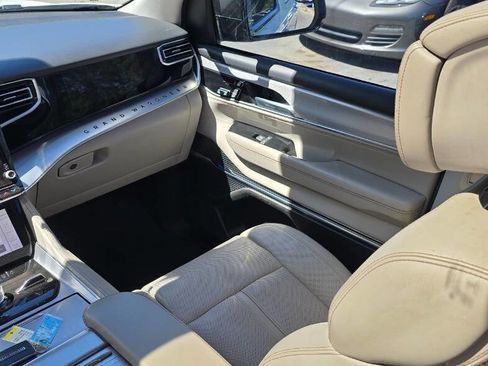 Used 2022 Jeep Grand Wagoneer Series I AWD/4WD image 30