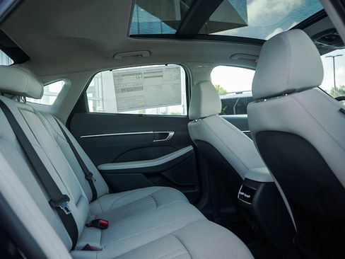 New 2026 Hyundai Sonata Limited image 11
