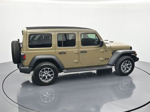 Used 2025 Jeep Wrangler Unlimited Sport AWD/4WD image 31