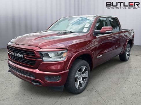 Used 2019 RAM 1500 Laramie w/ Sport Appearance Package AWD/4WD image 2