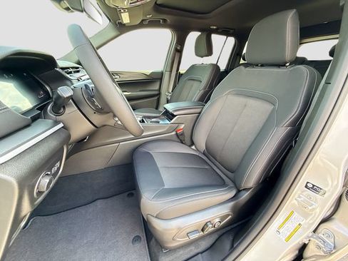 New 2026 Jeep Grand Cherokee Laredo X RWD image 15