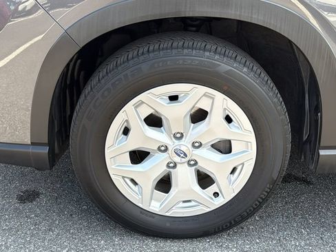 Certified 2023 Subaru Forester AWD/4WD image 8