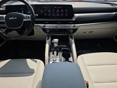 Certified 2024 Kia Telluride S FWD image 14