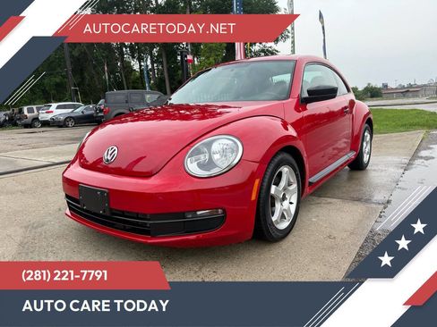 Used 2015 Volkswagen Beetle 1.8T image 1