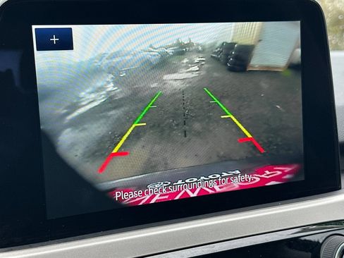 Used 2022 Ford Escape SE image 16