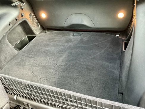 Used 2018 Jeep Grand Cherokee Limited image 28