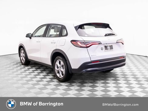 Used 2024 Honda HR-V LX image 3