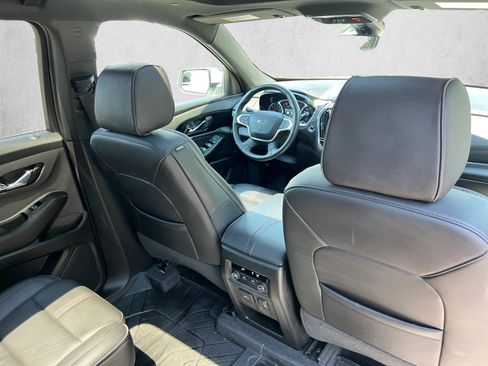 Used 2024 Chevrolet Traverse RS w/ LPO, Floor Liner Package AWD/4WD image 26