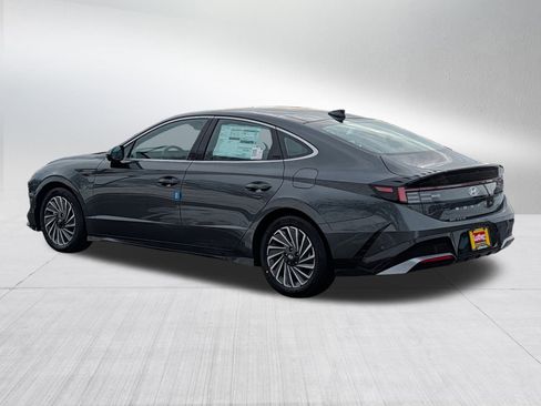 New 2026 Hyundai Sonata Limited image 3