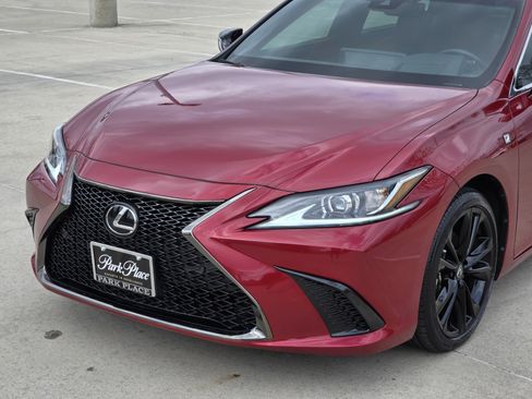 Used 2024 Lexus ES 350 w/ Premium Package image 13