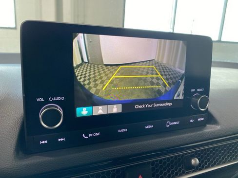 Used 2023 Honda Civic Sport image 2