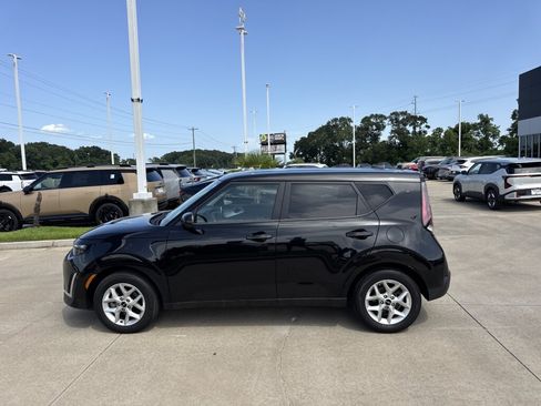 Certified 2024 Kia Soul LX w/ Option Group 015 FWD image 24