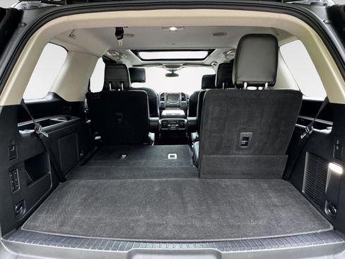 Used 2018 Ford Expedition Platinum AWD/4WD image 36