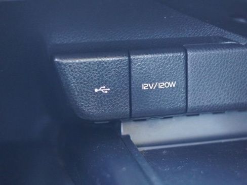 Used 2020 Toyota Camry LE w/ Carpet Mat Package image 27