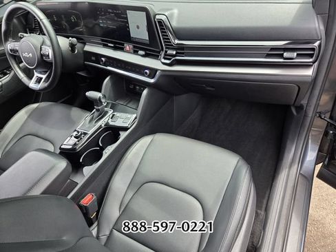 Used 2023 Kia Sportage EX FWD image 18