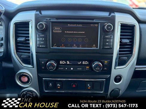 Used 2019 Nissan Titan SV w/ SV Convenience Package image 22