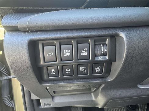 Used 2022 Subaru Forester Touring image 21