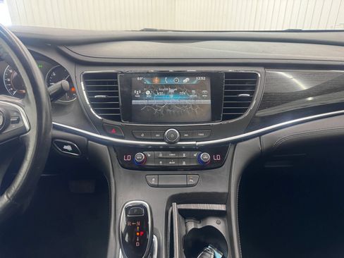 Used 2018 Buick LaCrosse Essence FWD image 18