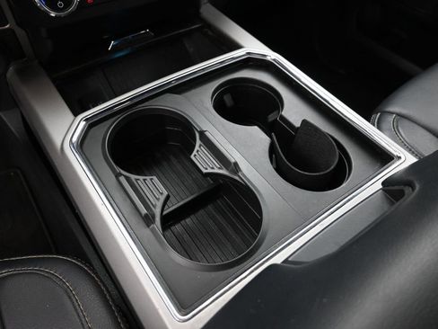 Used 2022 Ford F350 Lariat w/ Lariat Ultimate Package image 33