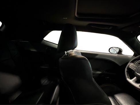Used 2016 Dodge Challenger SRT Hellcat RWD image 43