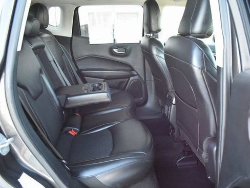 Used 2019 Jeep Compass Latitude w/ Popular Equipment Group image 37