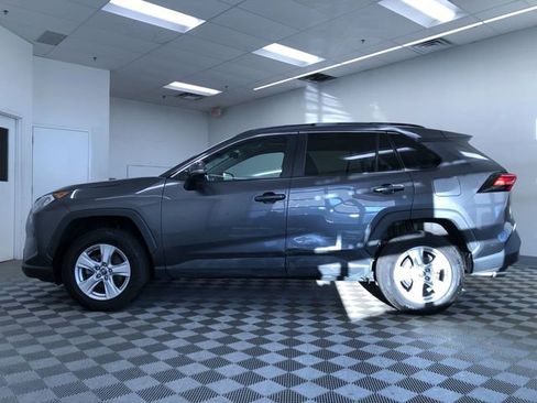 Used 2019 Toyota RAV4 XLE image 11
