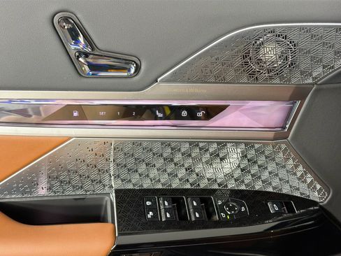 New 2026 BMW 750e xDrive w/ Executive Package image 17