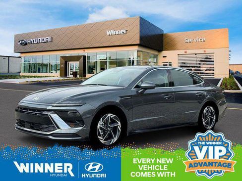 New 2026 Hyundai Sonata SEL image 2