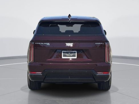 Used 2026 Cadillac Escalade IQ Sport 1 AWD/4WD image 4