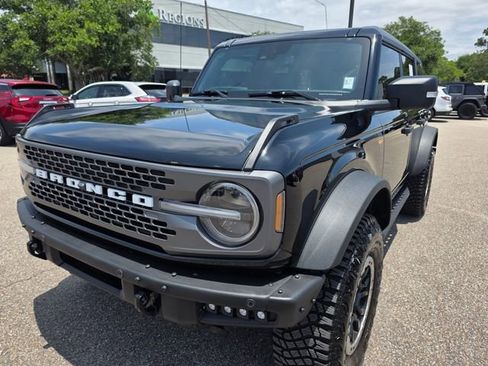 Used 2022 Ford Bronco Badlands w/ Sasquatch Package AWD/4WD image 4