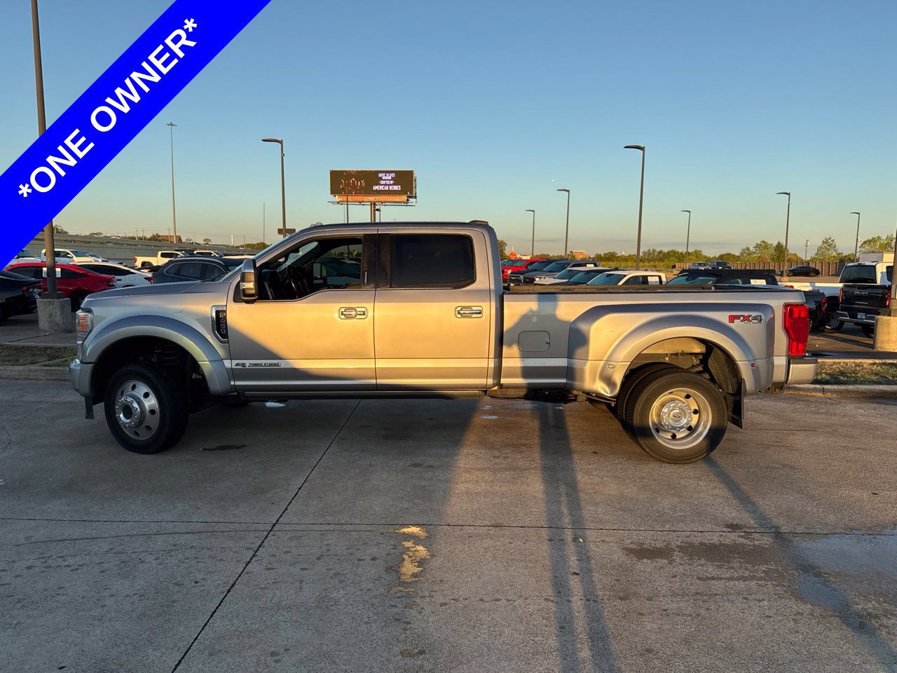 Used 2020 Ford F450 Platinum w/ FX4 Off-Road Package AWD/4WD image 3