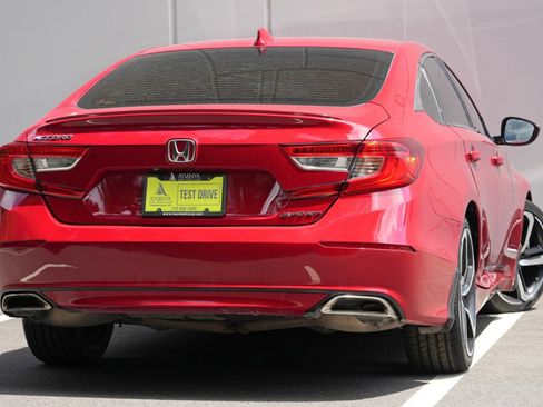 Used 2019 Honda Accord Sport image 4