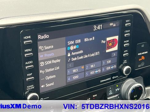 Certified 2022 Toyota Highlander LE image 35