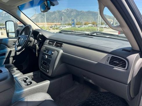 Used 2013 Chevrolet Silverado 3500 LTZ w/ LTZ Plus Package AWD/4WD image 31
