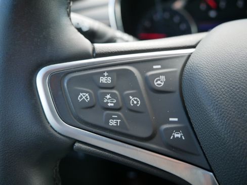 Used 2023 Chevrolet Equinox Premier AWD/4WD image 31