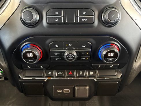 Used 2020 Chevrolet Silverado 1500 LT w/ All-Star Edition AWD/4WD image 20