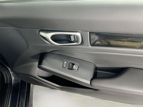 Used 2024 Honda Civic Touring image 30