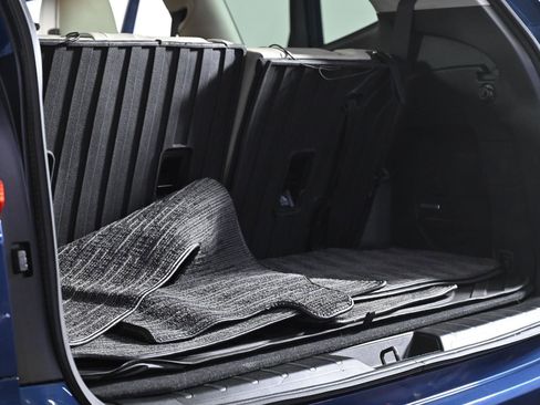 Used 2022 Subaru Ascent Limited w/ Technology Package image 38