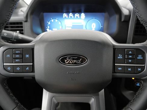 Used 2026 Ford F150 XLT w/ XLT Black Appearance Package AWD/4WD image 15